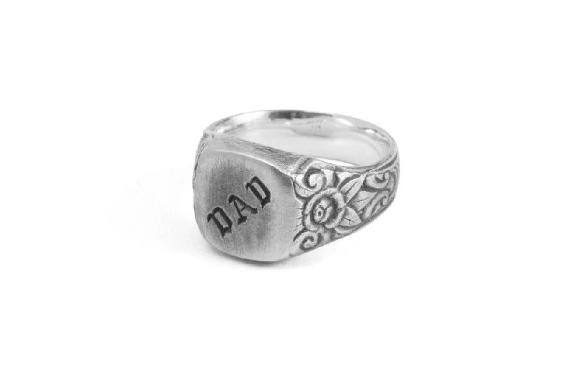 Breathtaking Jewelry, Breathtaking Prices #019 - Signet Ring Dad