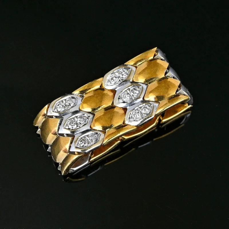 Dainty And Elegant Jewelry Now At Reduced Prices 18K Gold Articulated Wide Diamond Snake Ring Band