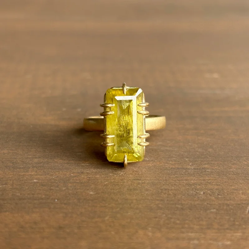 Seasonal Jewelry Clearance – Best Styles At The Lowest Prices Chartreuse Heliodor Beryl Vanity Ring