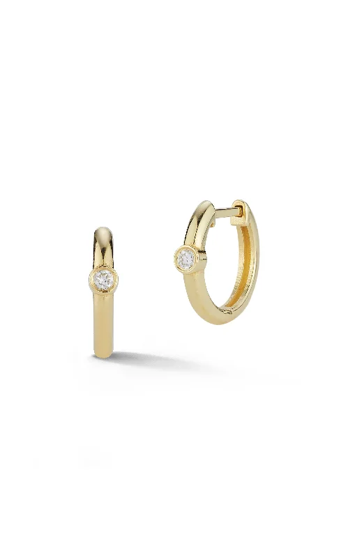 Best Jewelry Deals – Premium Quality At Exclusive Discounts 14K Gold & Diamond Huggie Hoop Earring