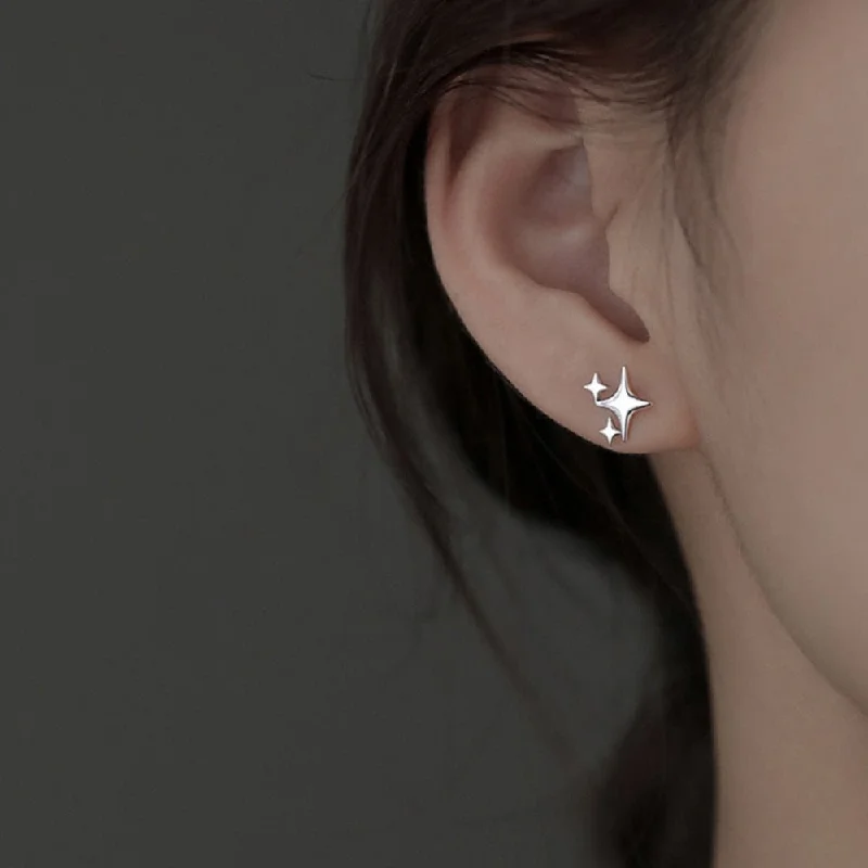 Elegant Jewelry, Exclusive Prices – Shop Now Asymmetrical Star Stud Earrings