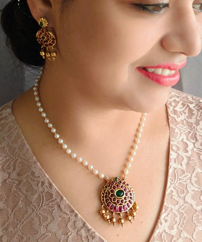 Elegant Designs, Unbeatable Discounts – Shop Jewelry Now Gold plated Classic Necklace Set