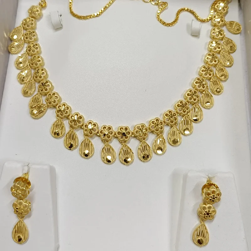 Luxury Meets Affordability – Jewelry Sale Now Live Pari Art Jewellery Forming Necklace Set