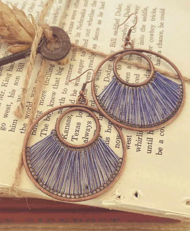 Flash Sale On Elegant Jewelry – Don't Miss Out Beautiful Artistic Blue String Earrings