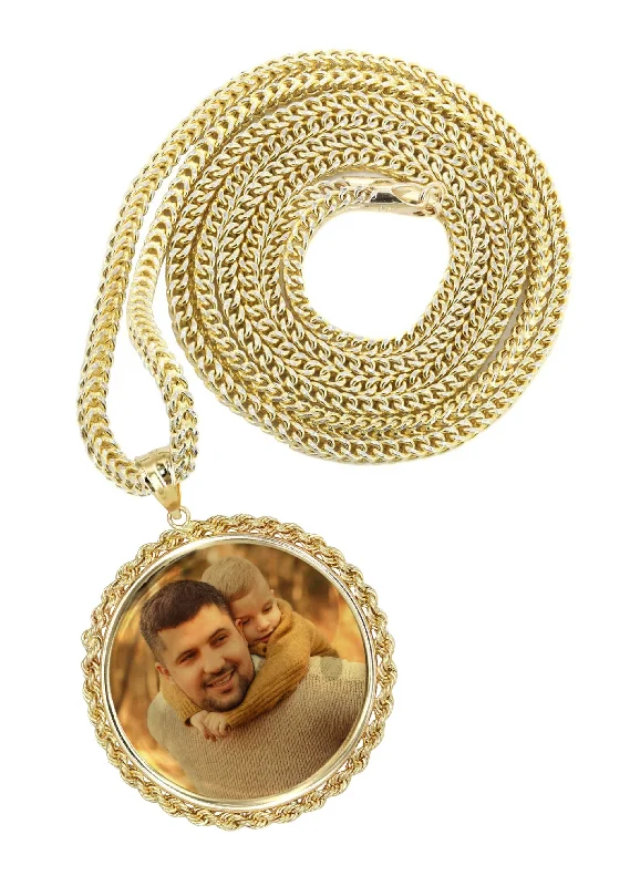 Personalized Jewelry Sale – Unique Gifts At Low Prices 14K Yellow Gold Round Rope Link Picture Pendant Necklace | Appx. 1.2 Inch