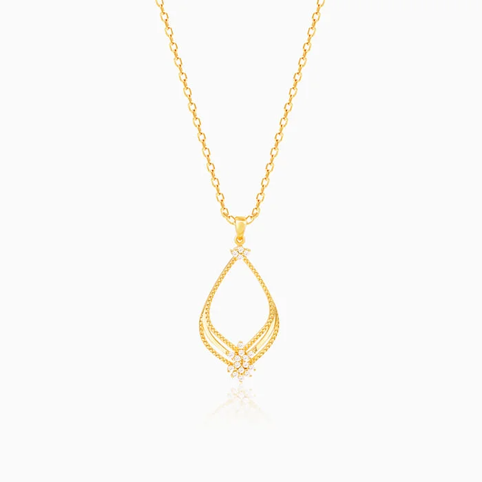 Limited-Stock Jewelry Sale – Once It's Gone, It's Gone Golden Princess Pendant With Link Chain